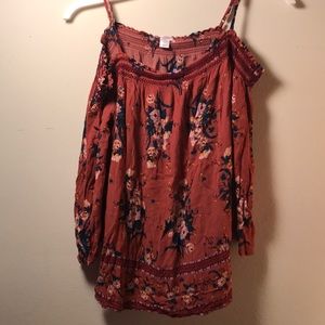 Xhilaration Floral Top